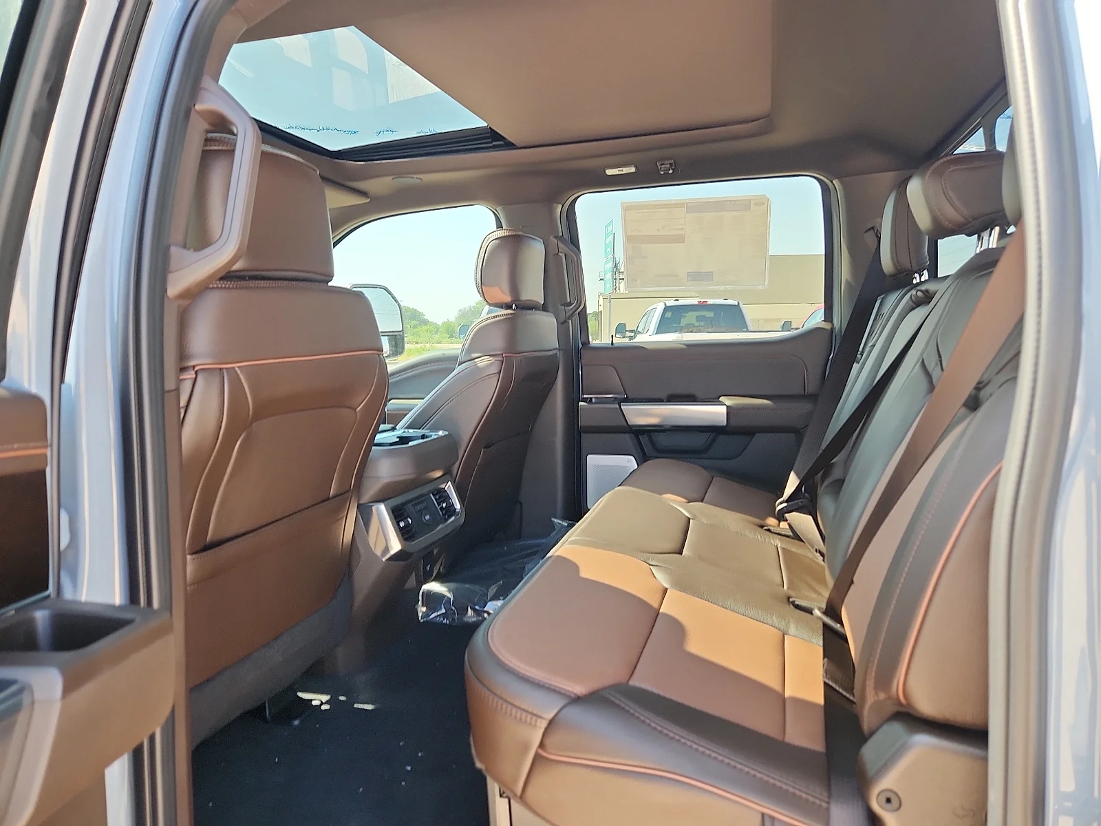 New 2026 Glacier Gray Metallic Tri-Coat Ford F-350® King Ranch® image 18