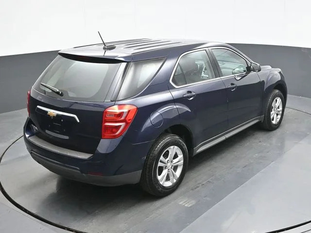 Used 2017 Blue Chevrolet LS image 17