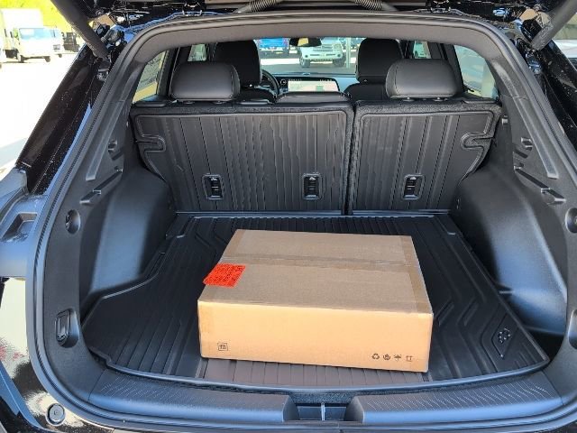 2026 Chevrolet Equinox EV 2LT - Photo 10