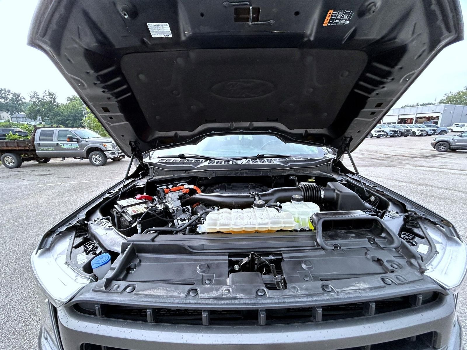 Used 2023 Gray Ford Lariat image 24