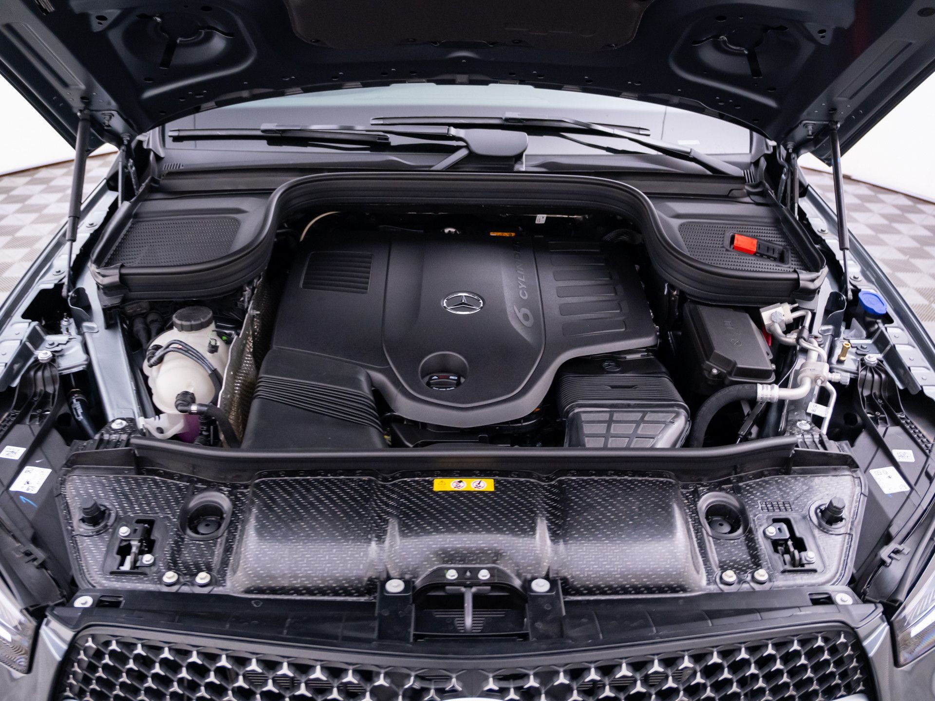New 2026 Selenite Grey Metallic Mercedes-Benz GLE 450 image 32