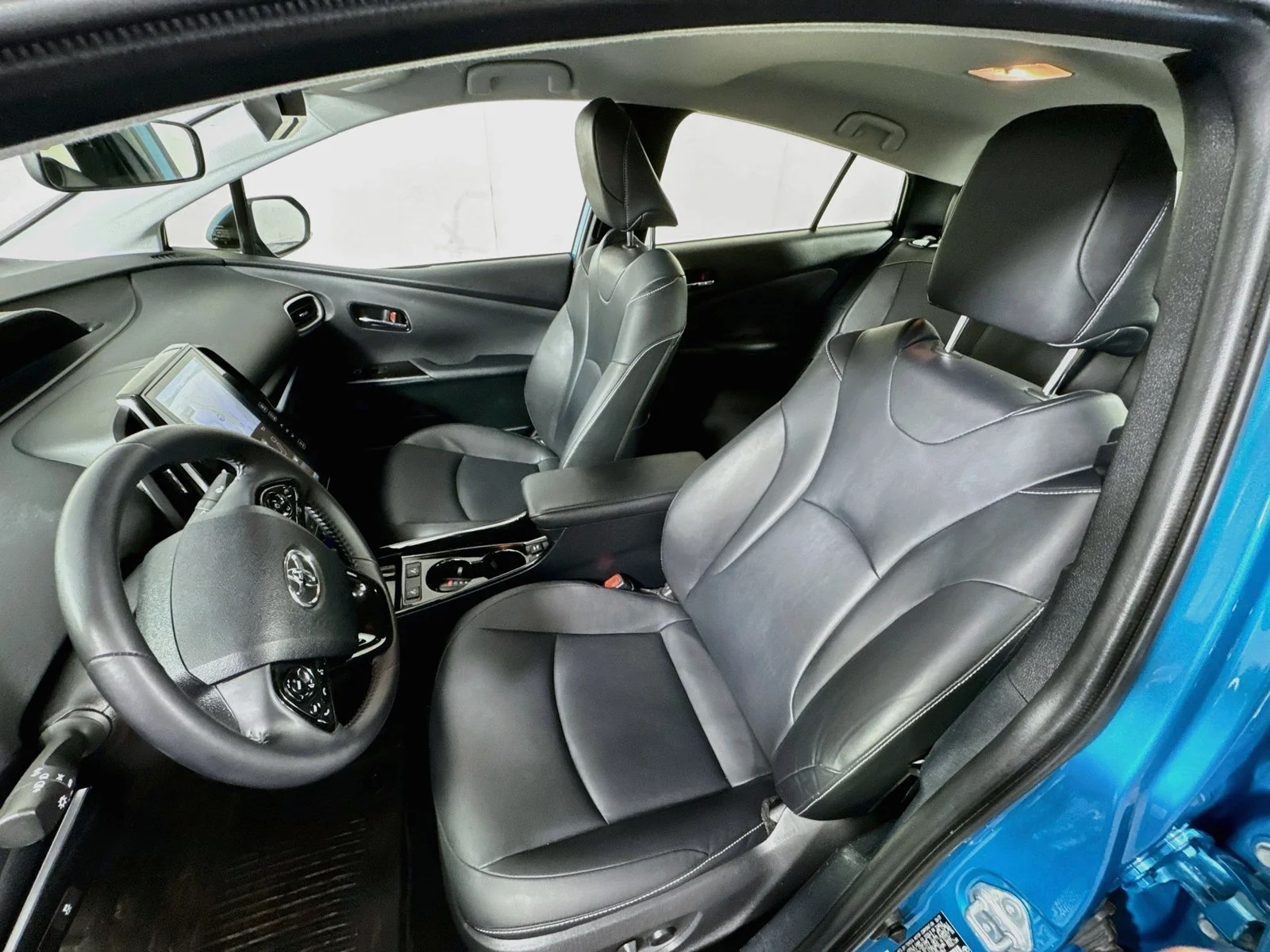 Certified Used 2022 Blue Toyota XLE image 19