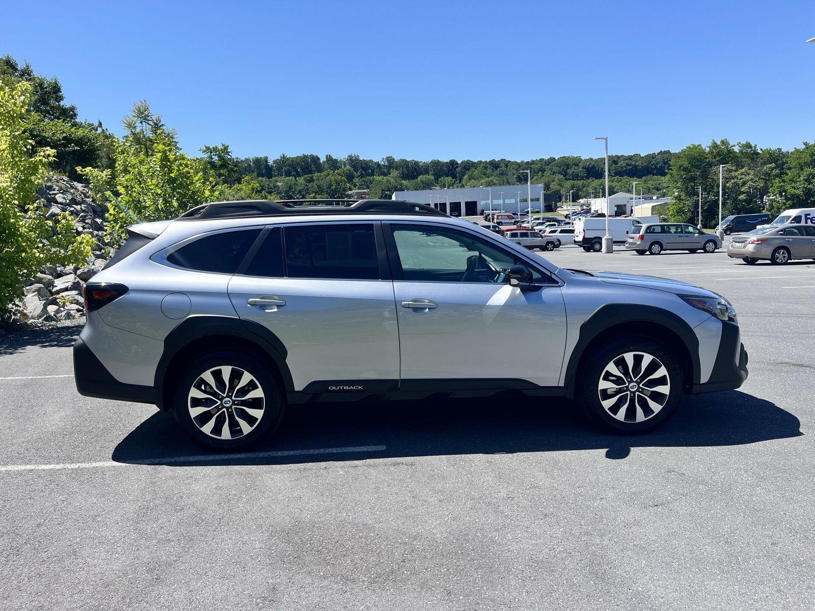 Certified Used 2025 Ice Silver Metallic Subaru Limited image 13