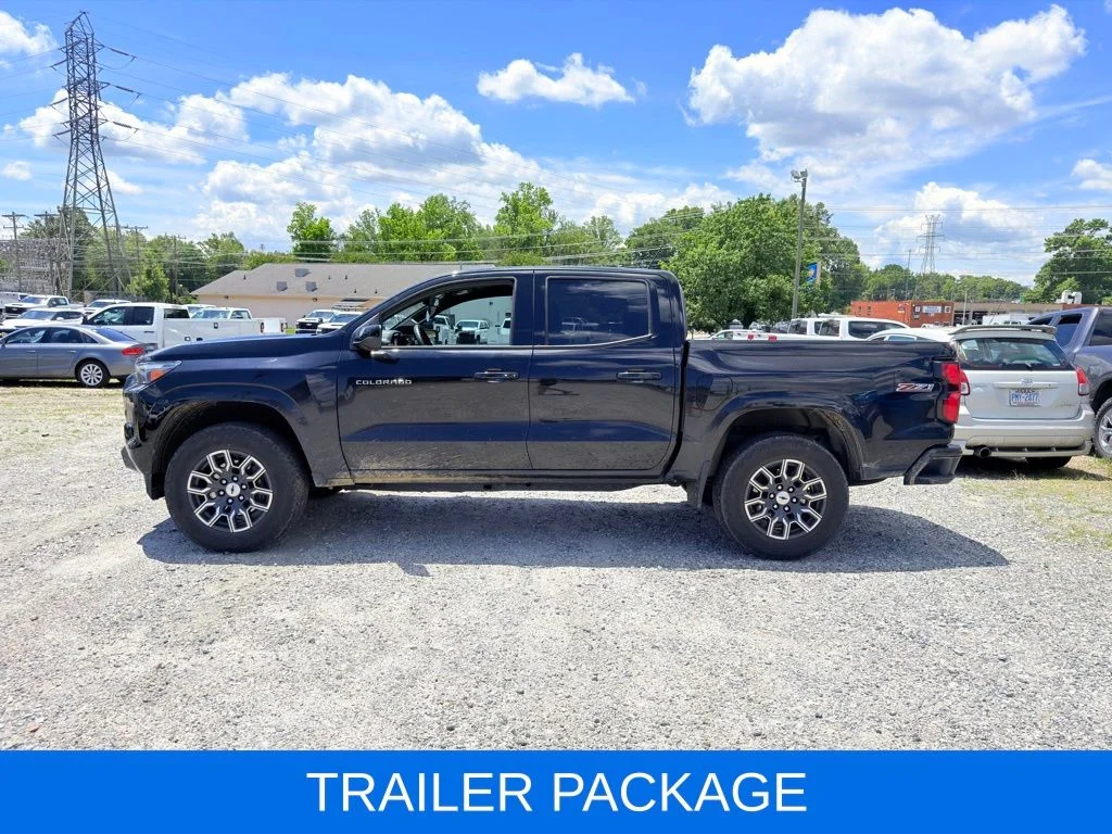 Used 2023 Black Chevrolet Z71 image 5