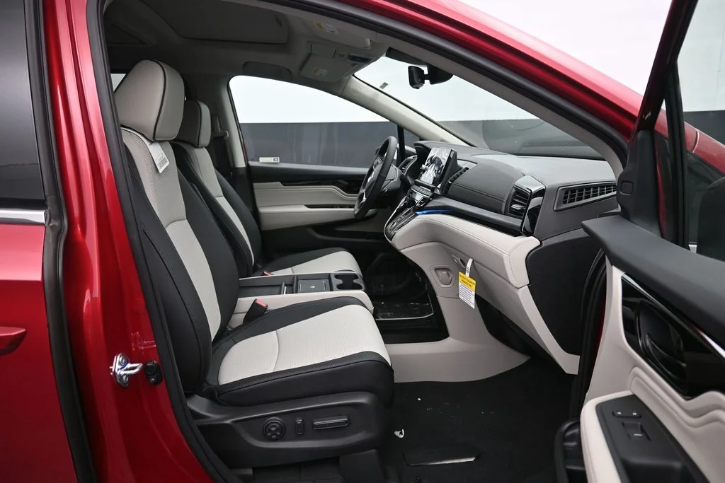 New 2026 Radiant Red Metallic II Honda Elite image 9
