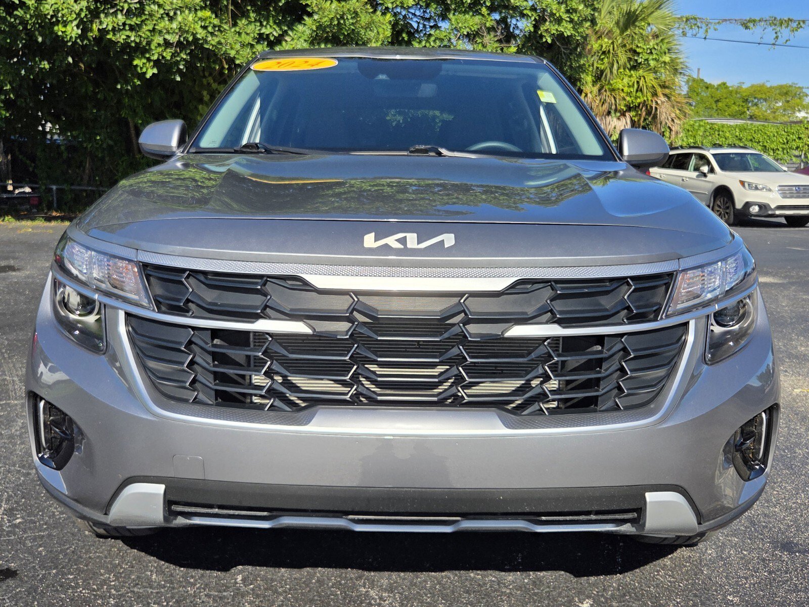 Used 2024 Steel Gray Kia LX image 8