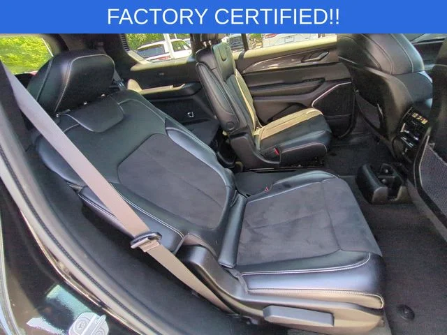Used 2021 Black Jeep Altitude image 35