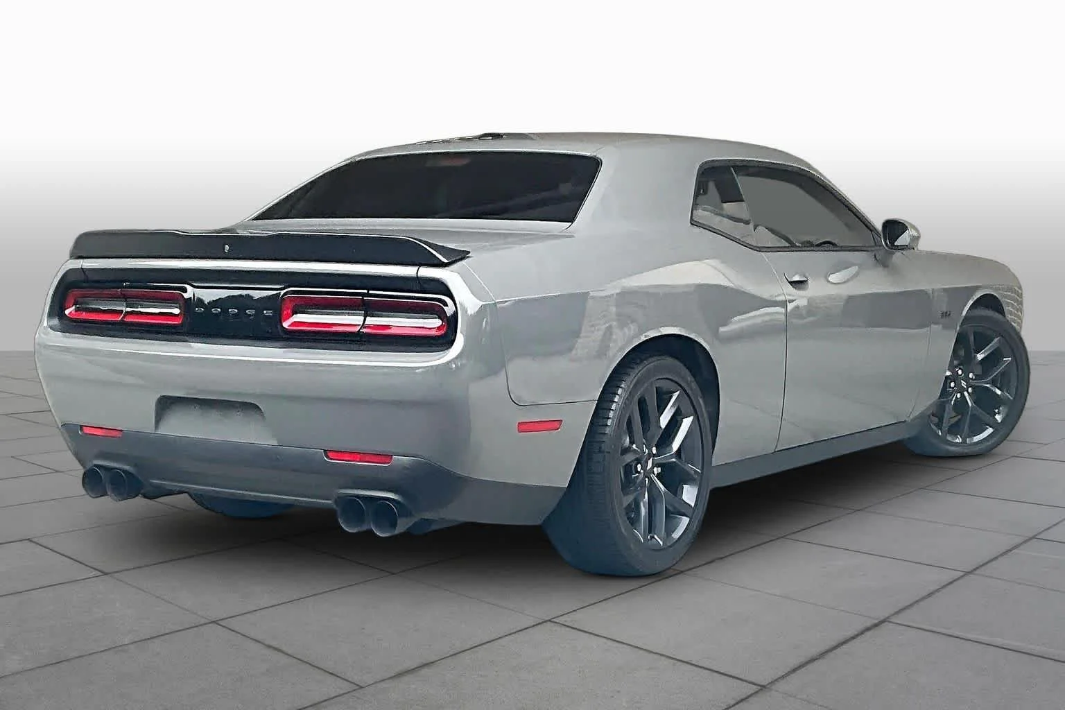 Used 2023 Destroyer Gray Clearcoat Dodge R/T image 22