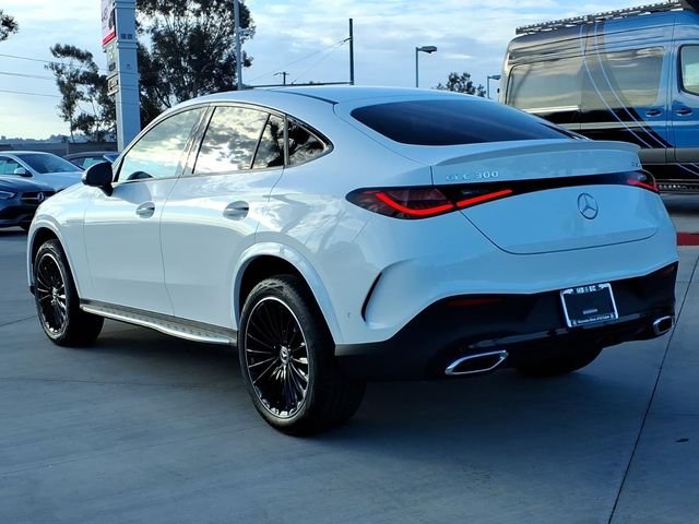 New 2027 White Mercedes-Benz GLC 300 Coupe image 20