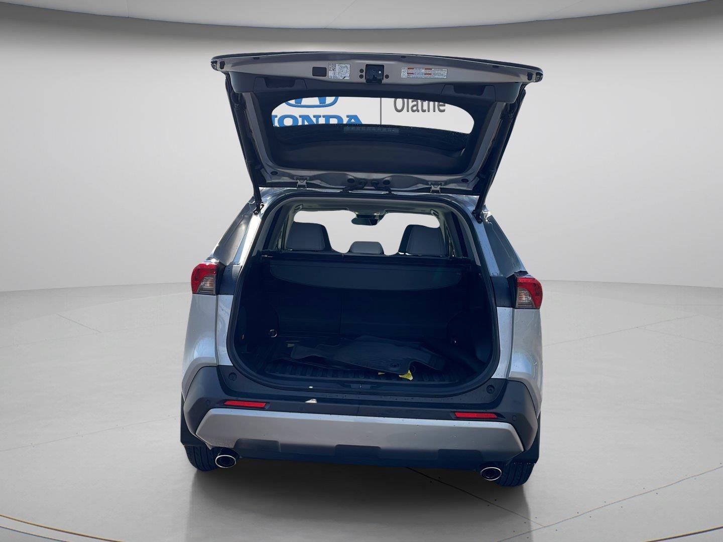 2023 Toyota RAV4 Limited - Photo 23