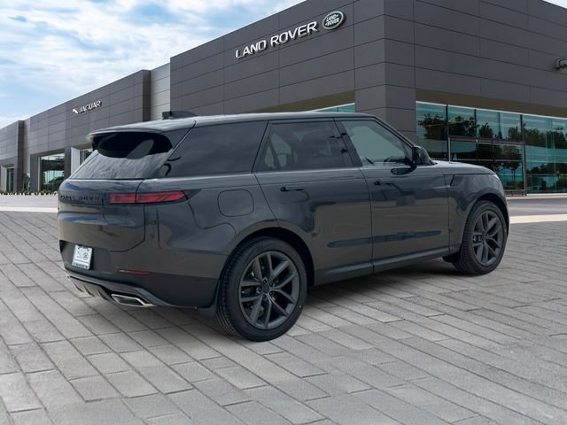 New 2026 Carpathian Grey Land Rover SE image 5