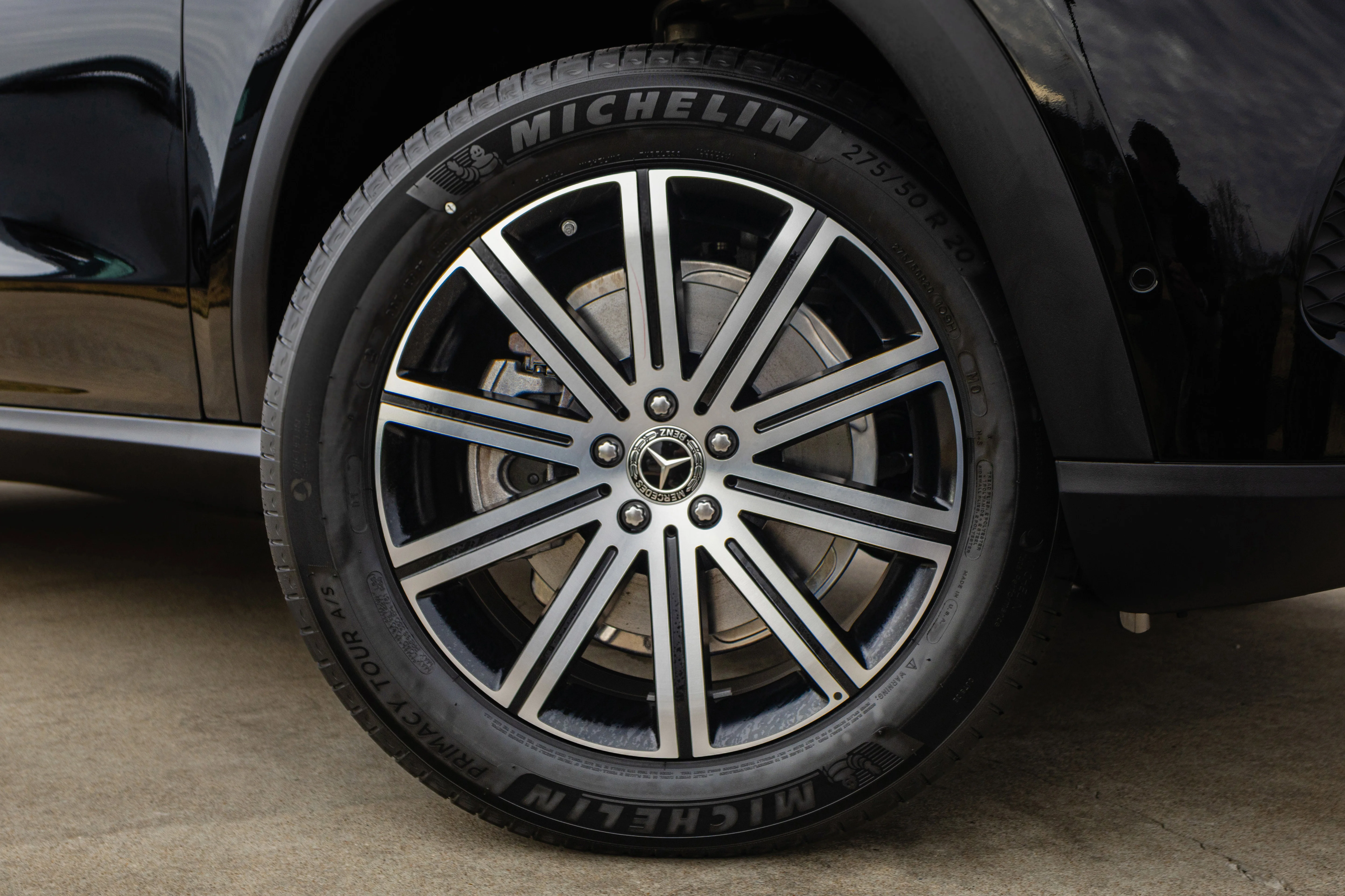 New 2026 Black Mercedes-Benz GLE 350 image 2