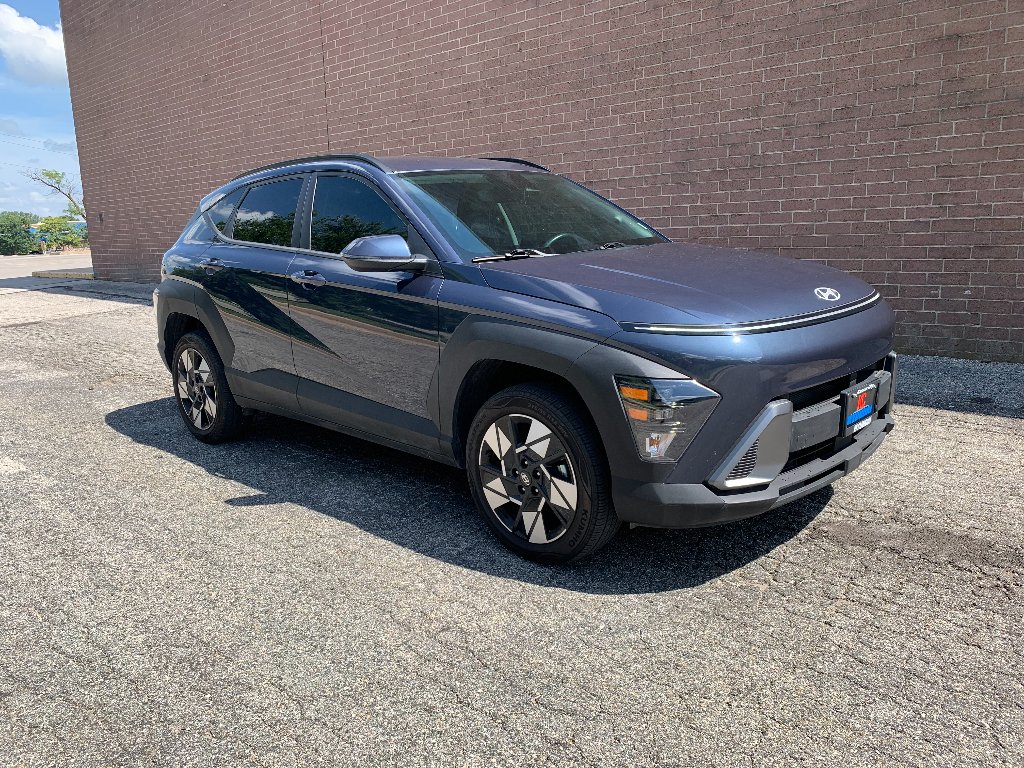 Certified Used 2025 Denim Blue Hyundai SEL image 7