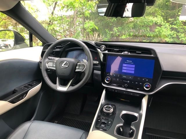 Used 2023 White Lexus 450e Premium image 14