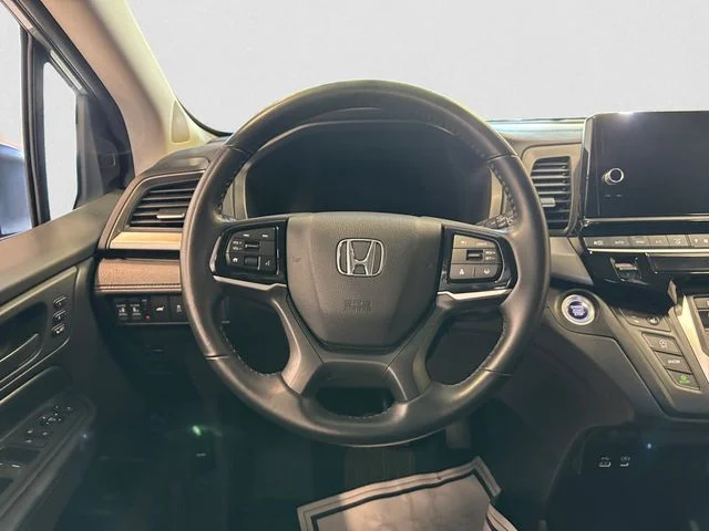 Used 2025 Black Honda EX-L image 13