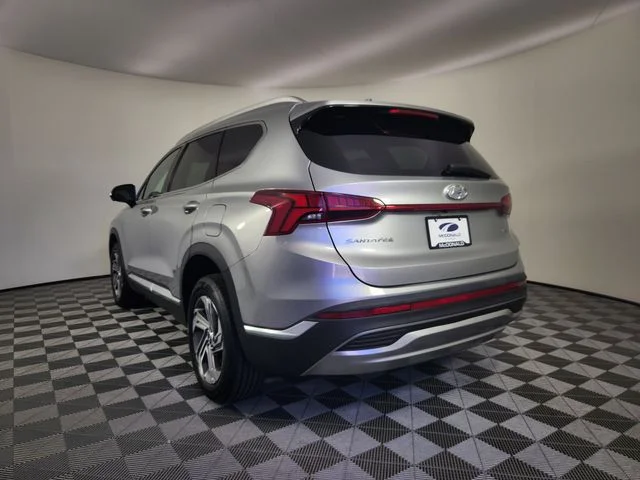 Used 2023 Silver Hyundai SEL image 3