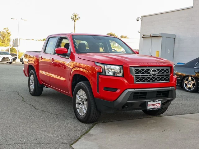 2023 Nissan Frontier SV