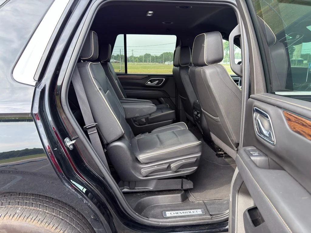 Used 2024 Black Chevrolet Premier image 35