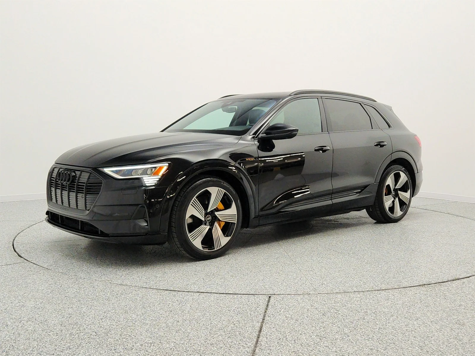 2023 Audi e-tron 95 kWh Premium Plus quattro's photo
