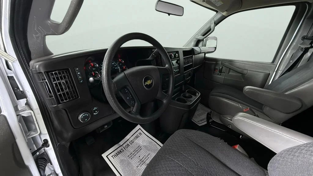 Used 2024 Summit White Chevrolet WT image 19