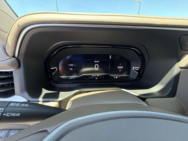 Used 2024 White GMC Denali image 15