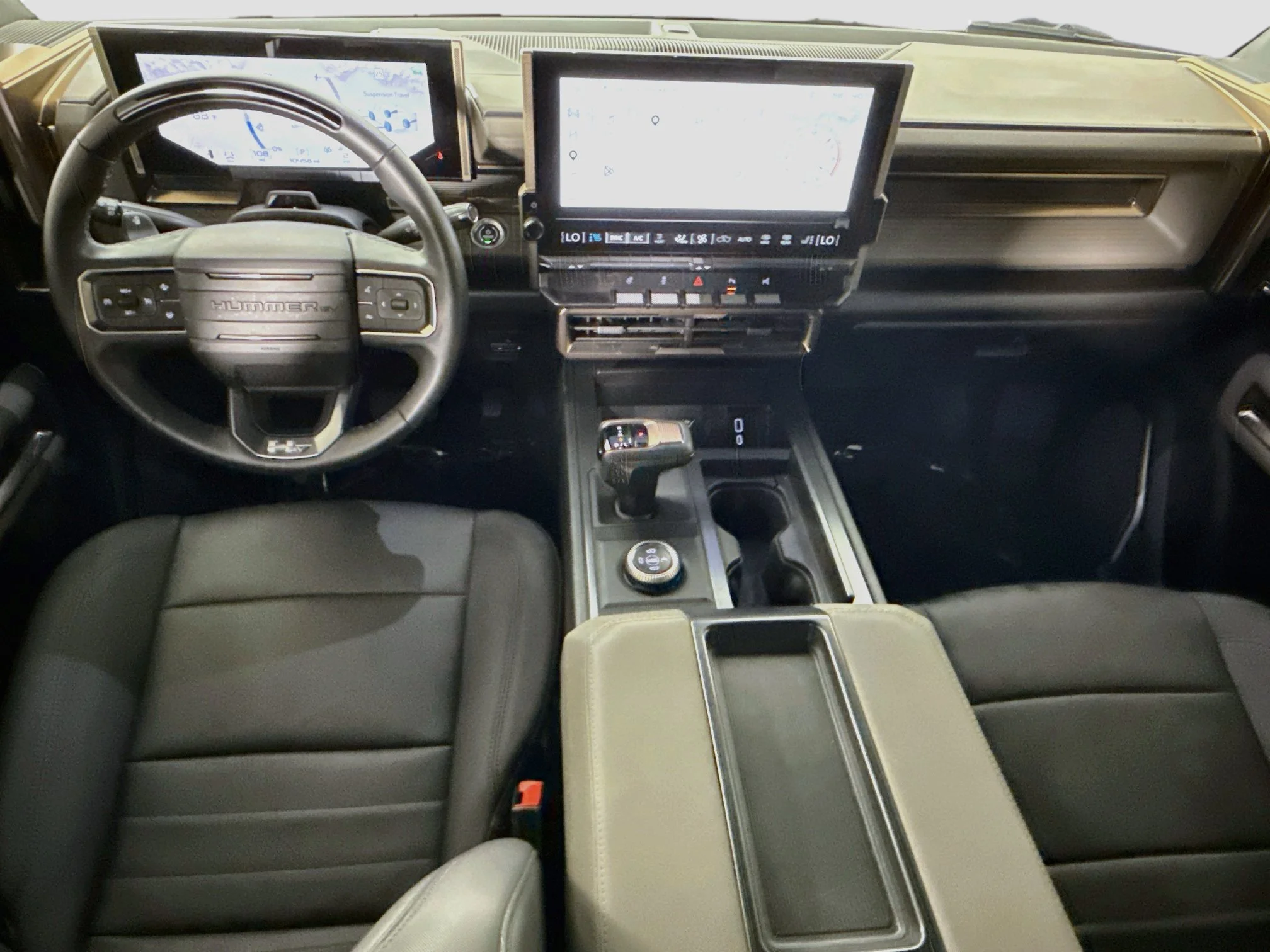 Used 2025 Interstellar White GMC 2X image 26