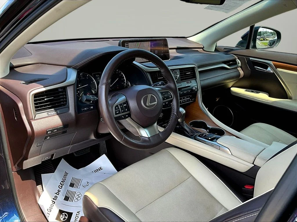 Used 2018 Mica Lexus 350 image 21