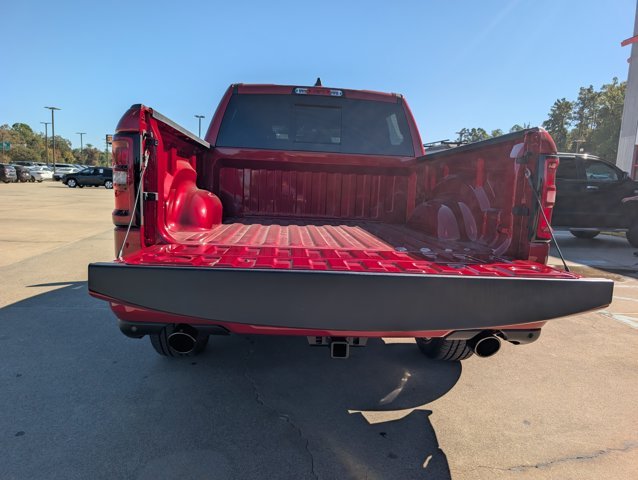 New 2026 Molten Red Pearl-Coat Exterior Paint RAM Big Horn image 10
