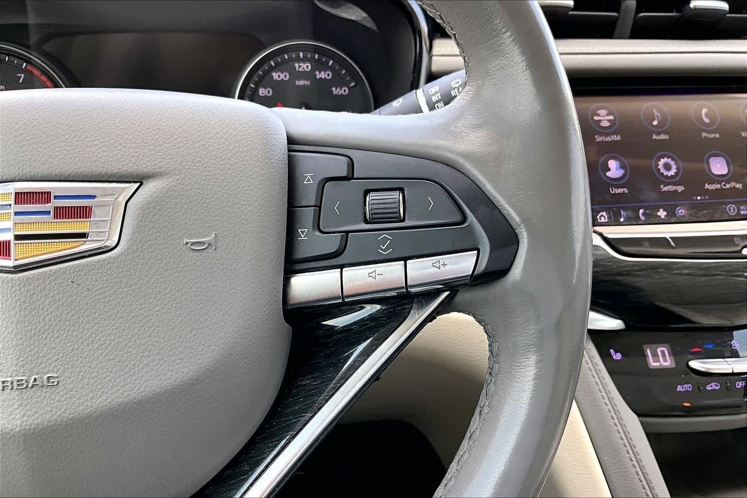 Used 2020 Crystal White Tricoat Cadillac FWD Premium Luxury image 22