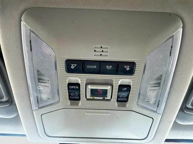 Used 2021 Silver Toyota XLE image 20