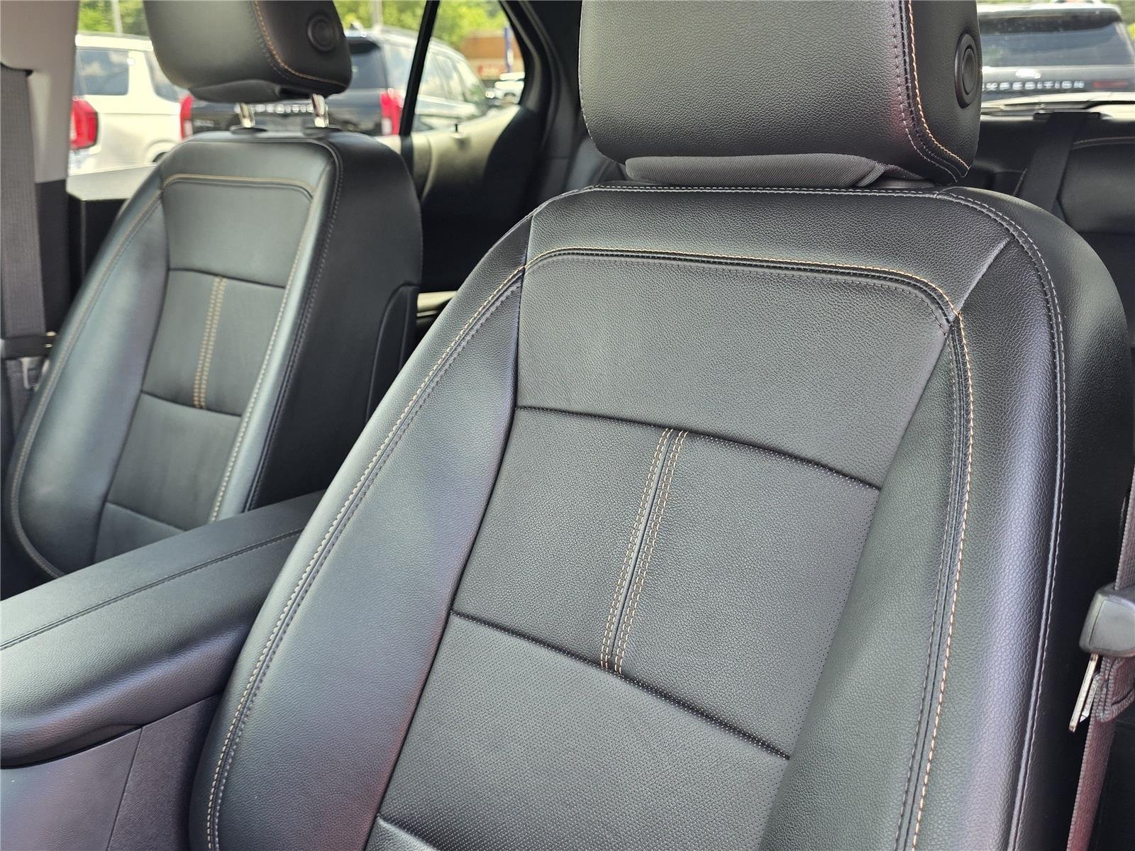 Used 2023 Sterling Gray Metallic Chevrolet Premier image 22