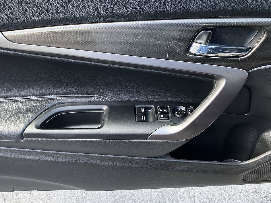 Used 2017 Crystal Black Pearl Honda EX image 9