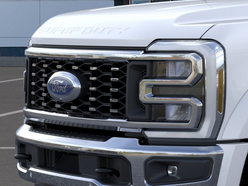New 2026 Star White Metallic Tri-Coat Ford Platinum image 18