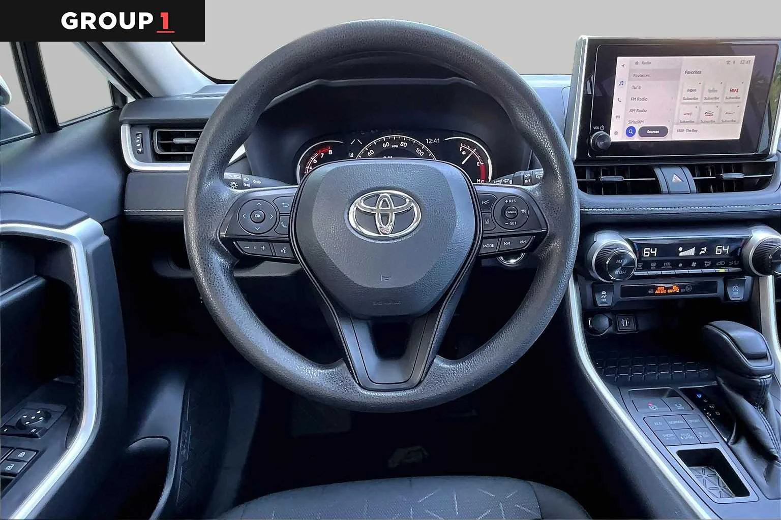 Used 2025 Ice Cap Toyota XLE image 6