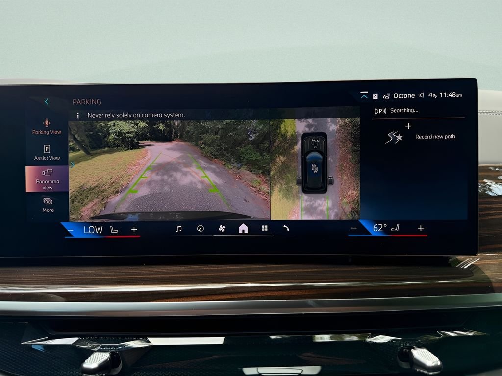 New 2026 Manhattan Green Metallic BMW xDrive40i image 16