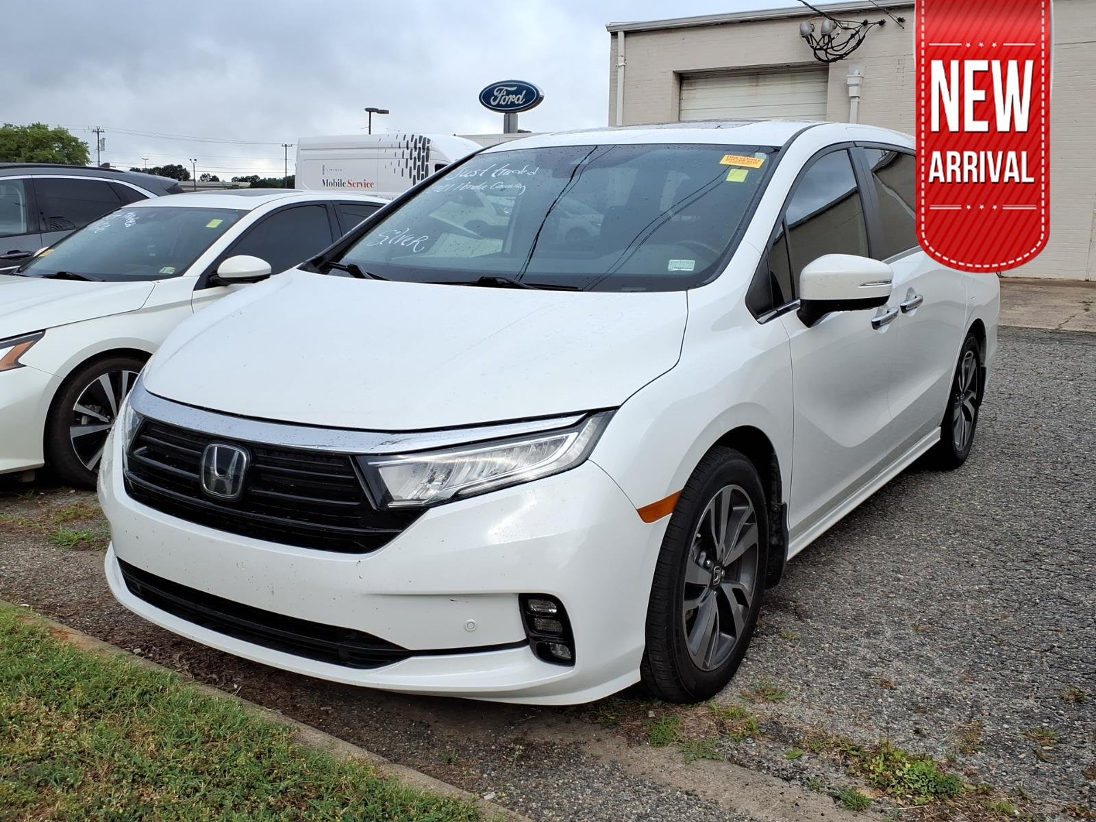 Used 2021 Platinum White Pearl Honda Touring image 1