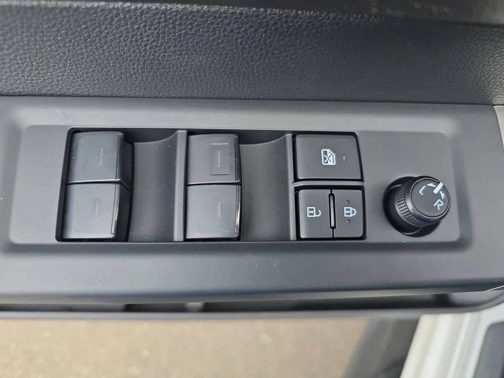 Used 2026 White Toyota SR5 image 28