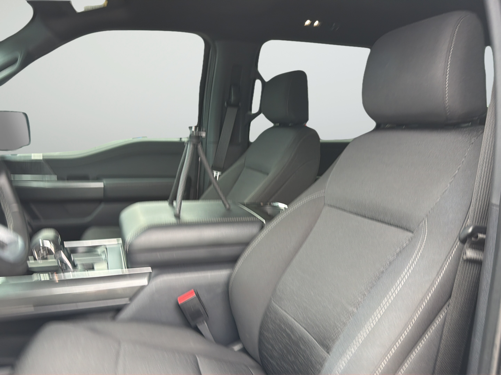 Used 2023 Gray Metallic Ford XLT image 32