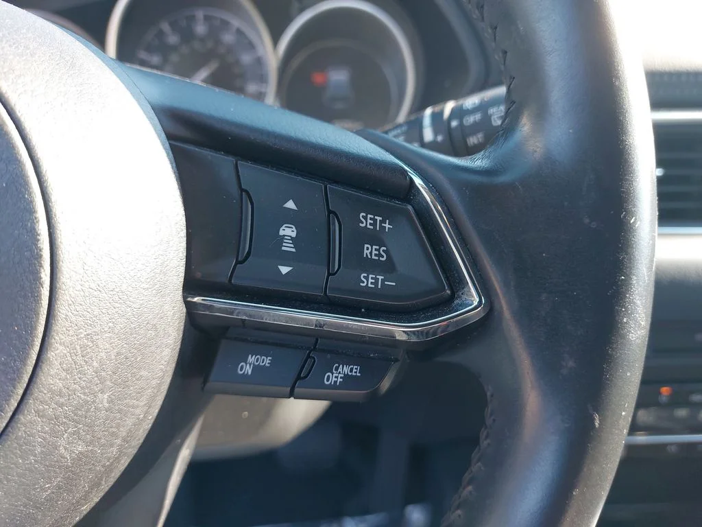 Used 2021 Blue Mazda Touring image 18
