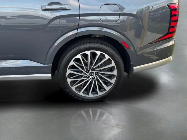 Used 2026 Gray Hyundai Calligraphy image 14