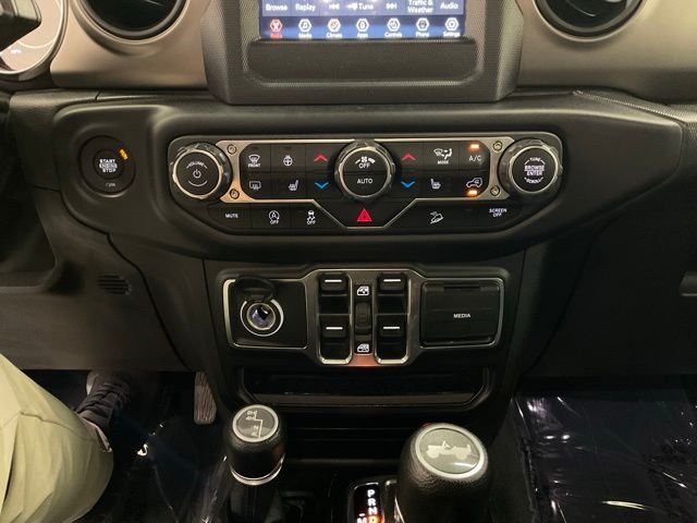 Used 2020 Black Jeep Unlimited Sport S image 20