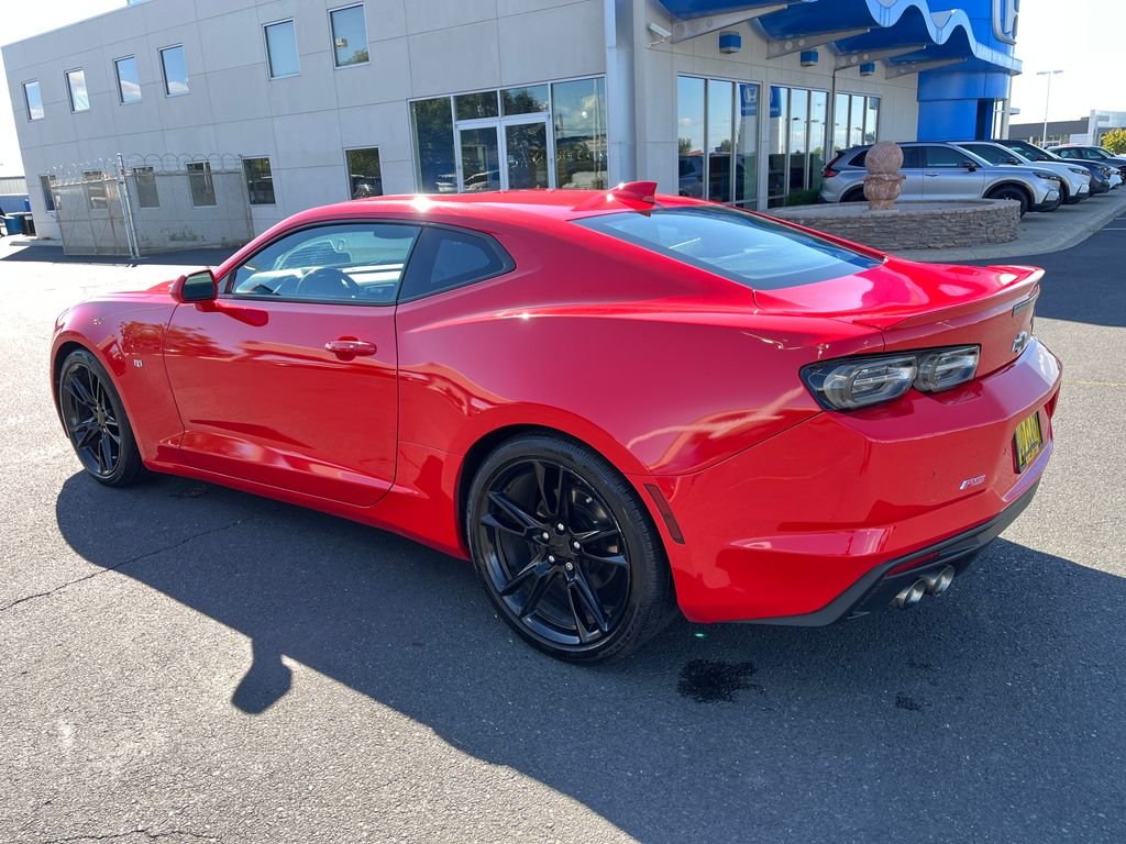 Used 2019 Red Chevrolet 3LT image 3