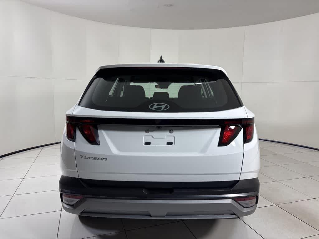 New 2026 Serenity White Pearl Hyundai SE FWD image 4
