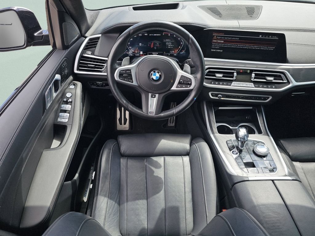 Used 2022 Black Sapphire Metallic BMW M50i image 4