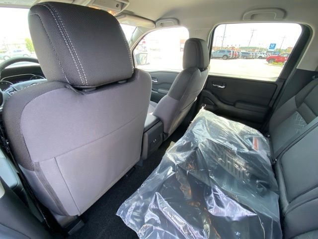 New 2026 Gun Metallic Nissan Crew Cab SV image 18