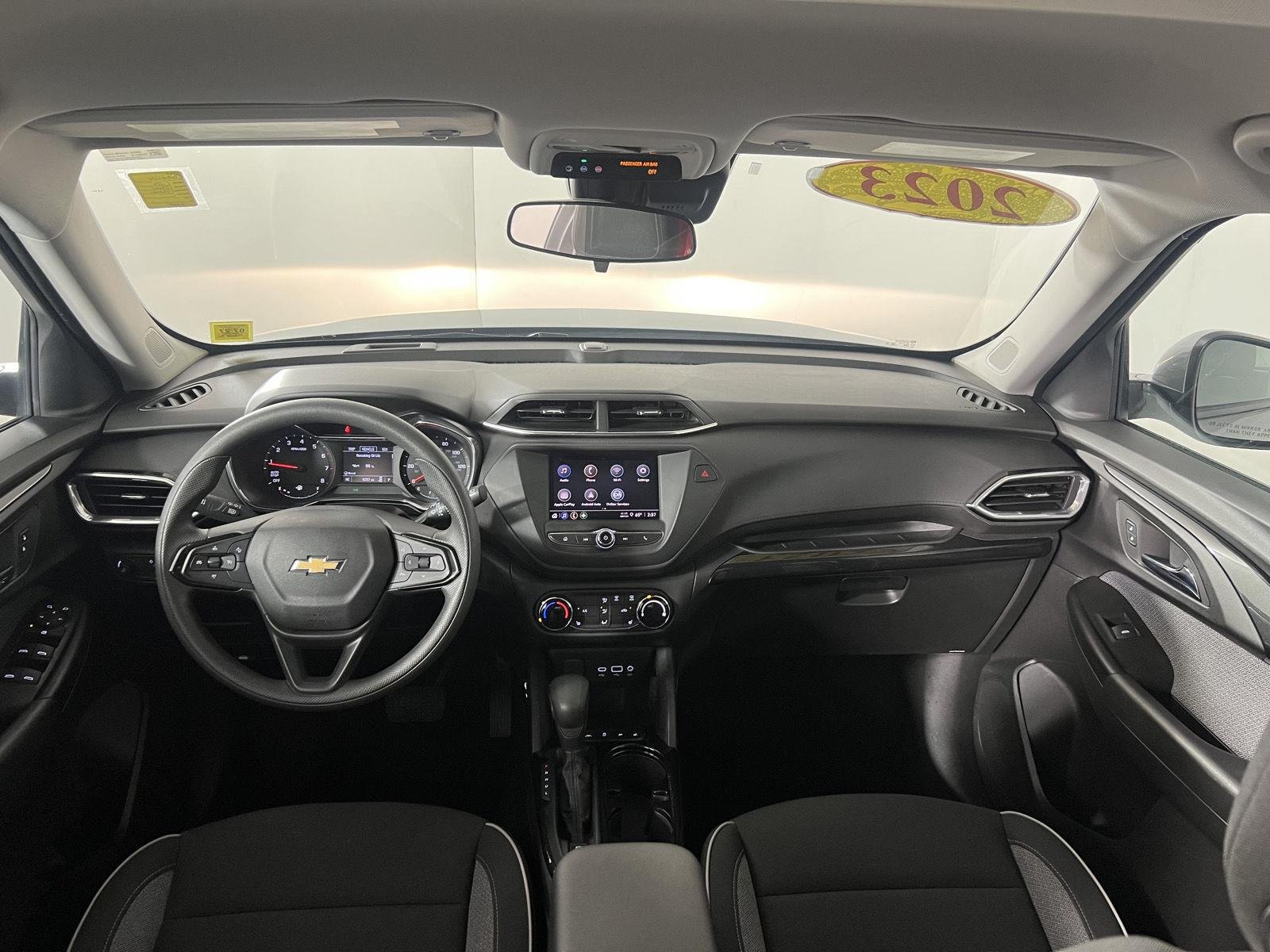 Used 2023 Sterling Gray Metallic Chevrolet LT image 25