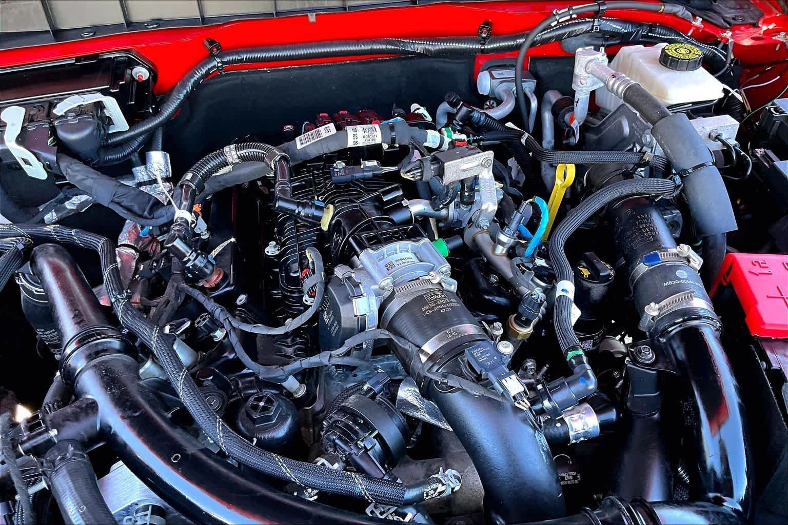 Used 2022 Race Red Ford Wildtrak image 33