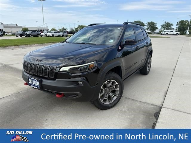 2023 Jeep Cherokee Trailhawk