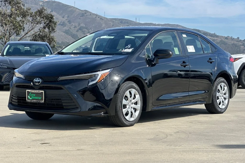 New 2027 Inked Toyota  LE image 8