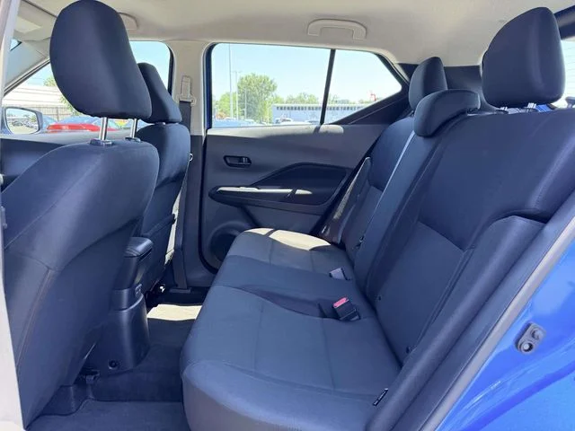 Certified Used 2024 Blue Nissan S image 13